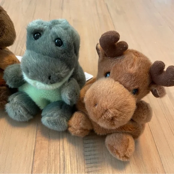 Aurora Palm Pals Bean Bags Lot Fox Horse Dog Alligator Moose Stuffed Animals - Picture 5 of 9